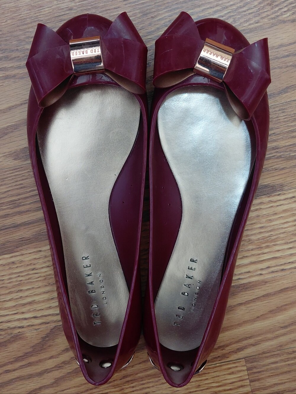 Ted Baker Rubber Ballet Shoes Women Size 39 Gold Burgundy Slip On Bow Flats